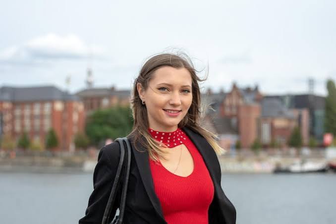 Emily Carter, UK